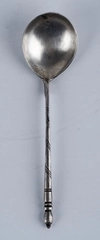 Ложка для варенья с витой ручкой и растительным декором. Россия, вторая - третья четверть XIX века.