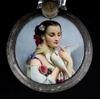 Кружка пивная с расписным медальоном на крышке «Портрет девушки с голубкой».<br>Германия, 1860-е гг.