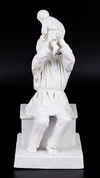 Скульптура «Крестьянин с ребенком». Российская империя, Гарднер, последняя четверть XIX века.
