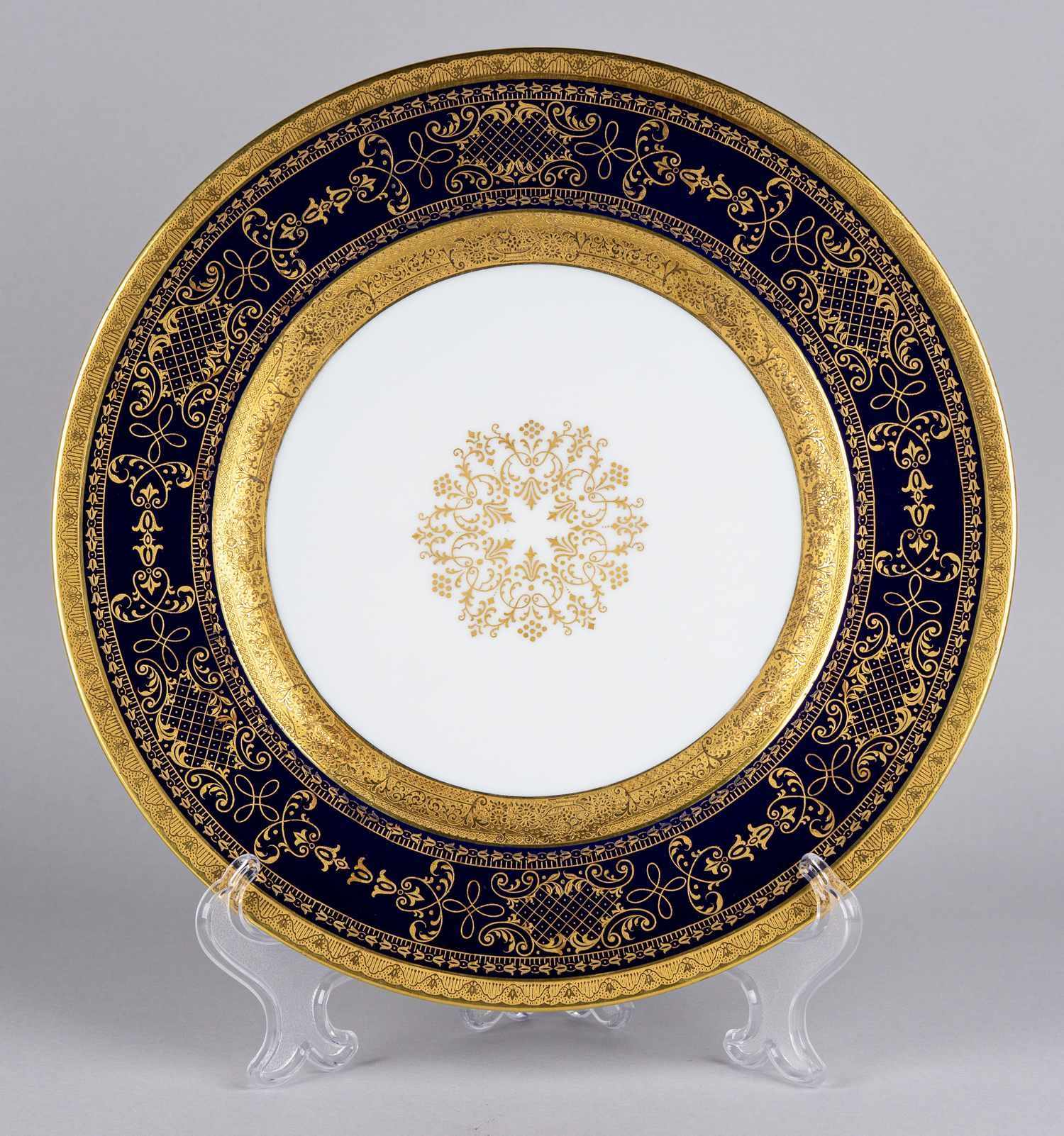 Фарфоровая тарелка «Золото». Германия, Бавария, середина XX века.