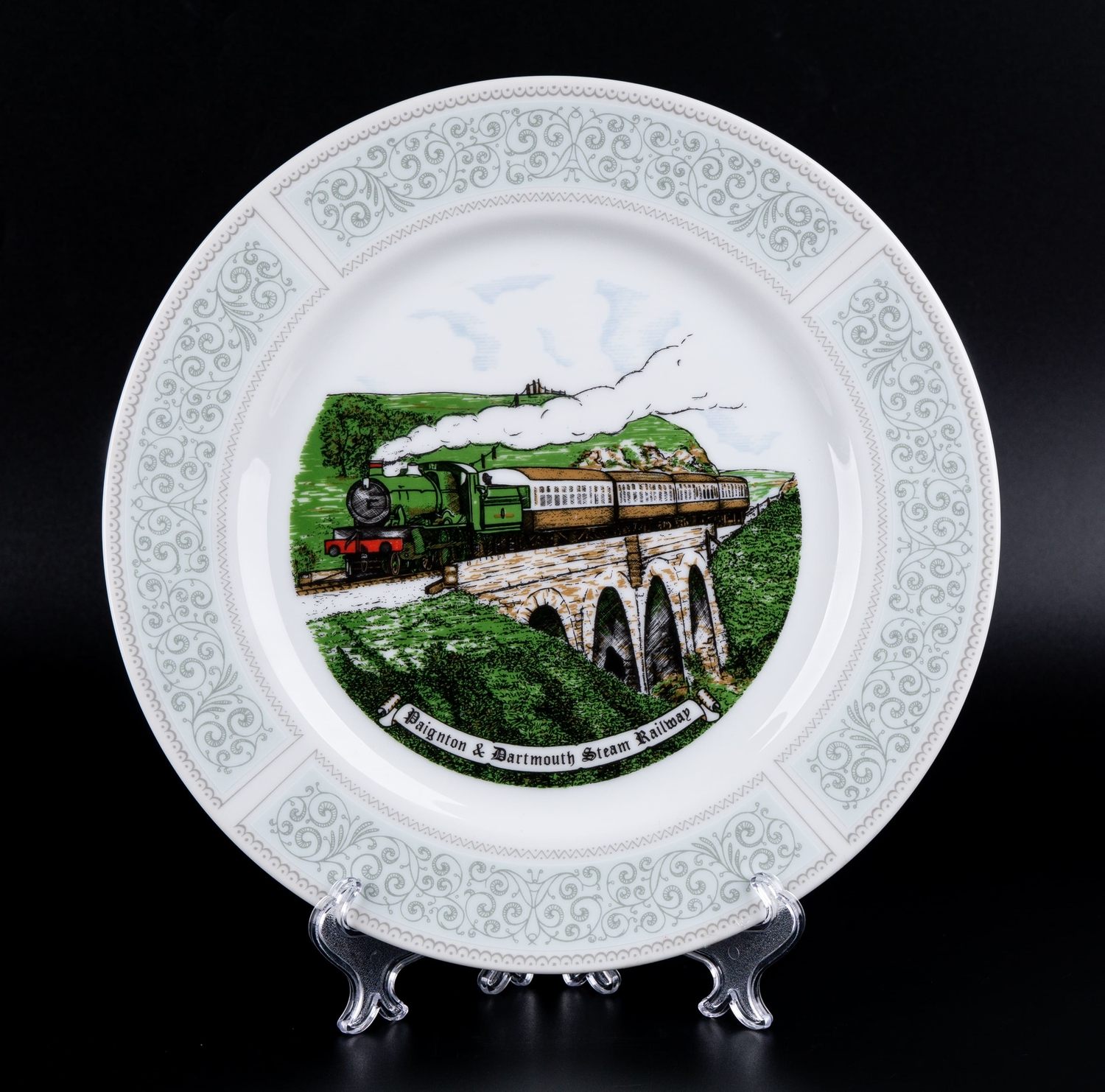 Сувенирная декоративная тарелка с изображением локомотива Дармутской железной дороги. Великобритания, 1990-ые годы.