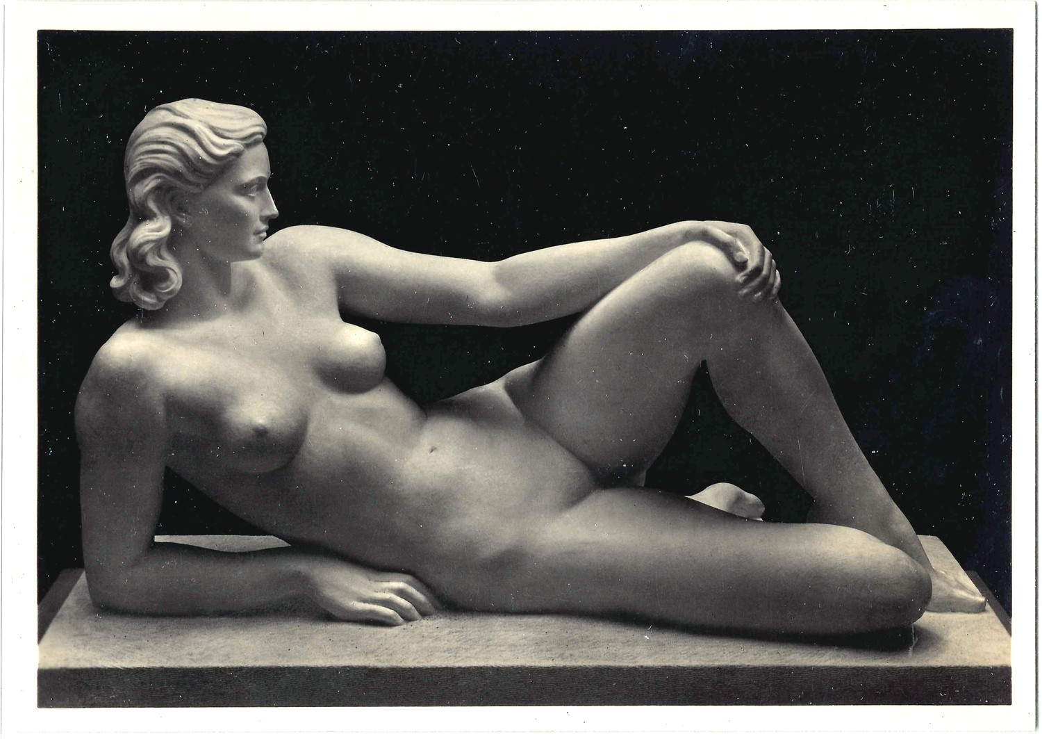 29 открыток «Ню в искусстве». Германия, середина XX века.