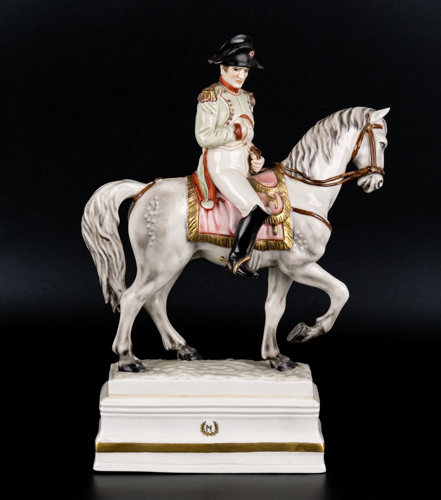 Скульптура «Наполеон Бонапарт верхом на коне».  Германия, Тюрингия, середина ХХ века.