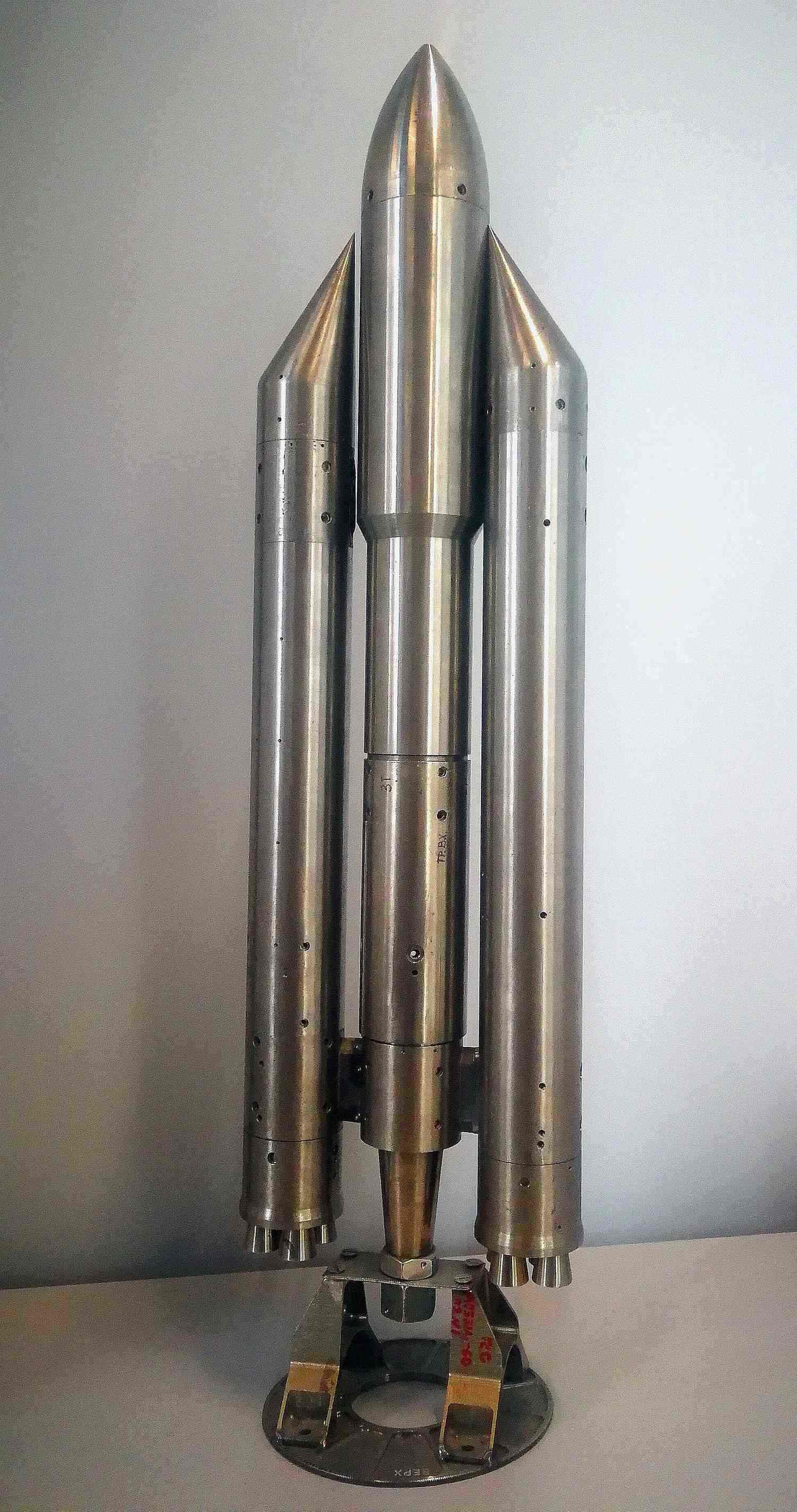 Испытательный макет ракеты «Энергия-М». Конец 1980-х - начало 1990-х годов.