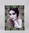 (Ар-деко) Рама для фото  в стиле ар-деко, украшенная полихромными эмалями и стразами. <br>Франция, 1920-1930-е гг.