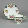 Чайная пара с узором из цветов и декоративной чешуи.<br>Англия, фирма Aynsley England bone China, первая половина ХХ века.