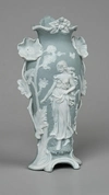 Парные вазы в стиле модерн с изображением нимф.<br>Франция, 1900-е годы.