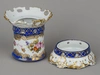 Чайный прибор с букетами полевых цветов.<br>Франция, Лимож (?), вторая треть XIX века.