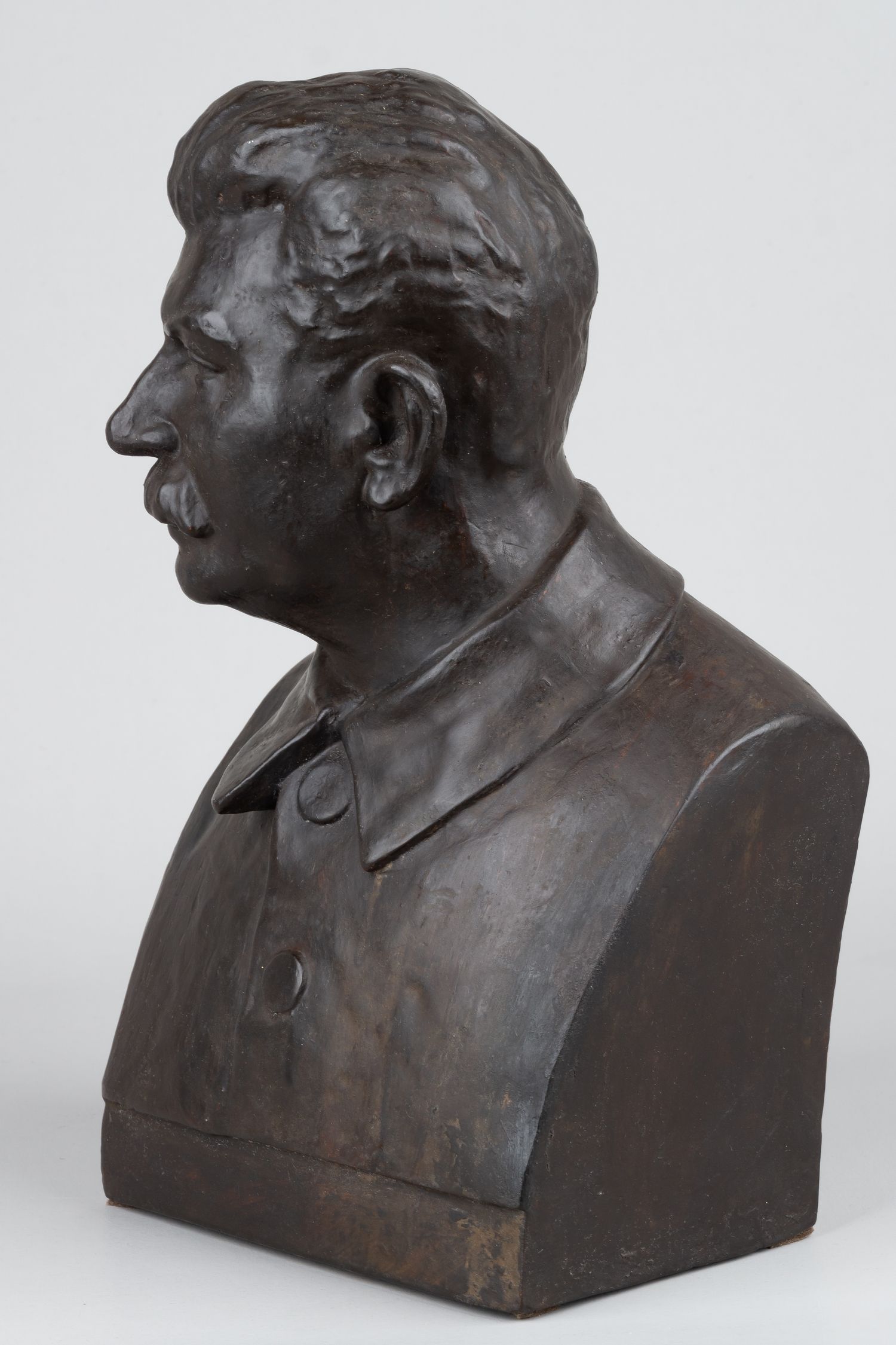 Бюст «И.В. Сталин».<br>СССР, Всекохудожник, скульптор Б.И. Яковлев, 1930-1940 годы.