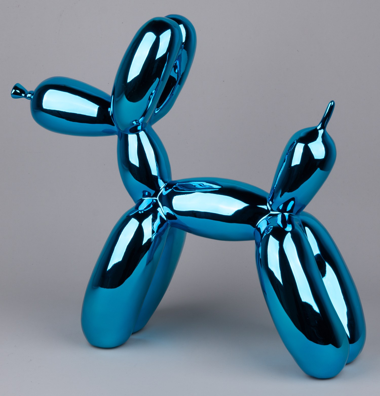 Скульптура «Собака из воздушного шара синего цвета».<br>США, скульптор Джефф Кунс, серия «Celebration», 1994-2000 годы.