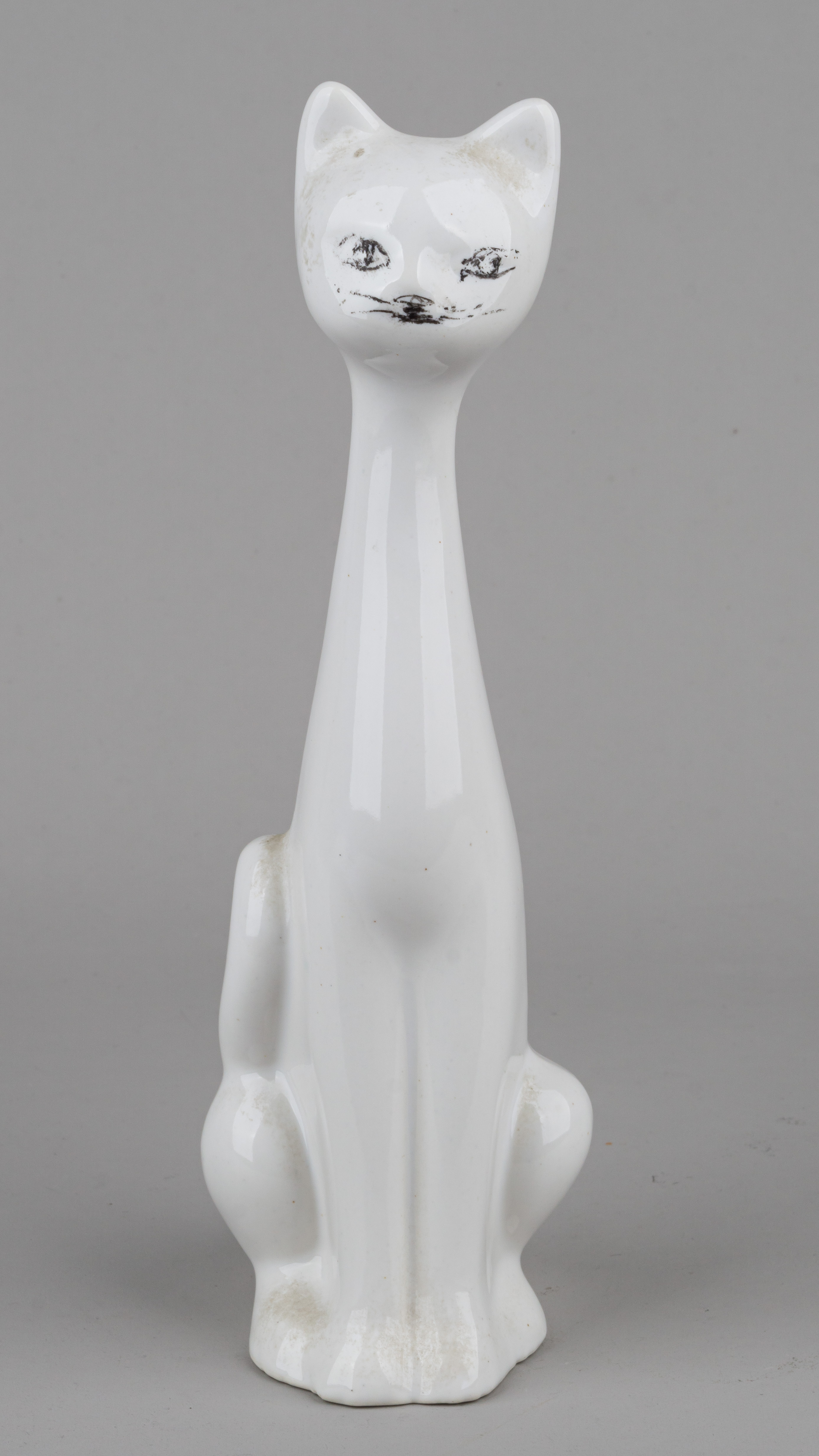 Статуэтка «Сидящий кот». СССР, авторская керамика, 1980-е годы.