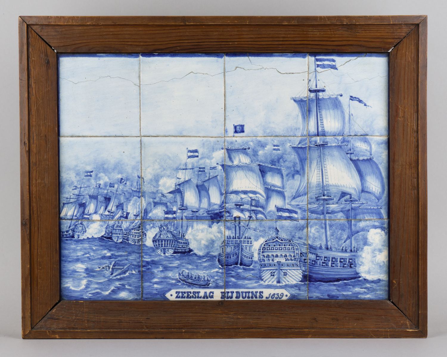 Панно из изразцов с изображением морского сражения у Даунса в 1639 году.<br>Голландия, конец XIX века.