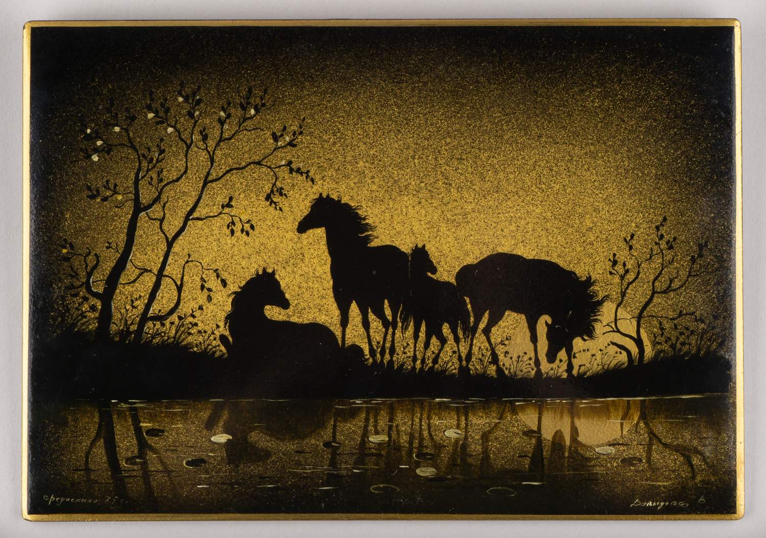 Панно декоративное  «Лошади. Ночное».<br>СССР, Федоскино,  художник Давыдова В., 1975.