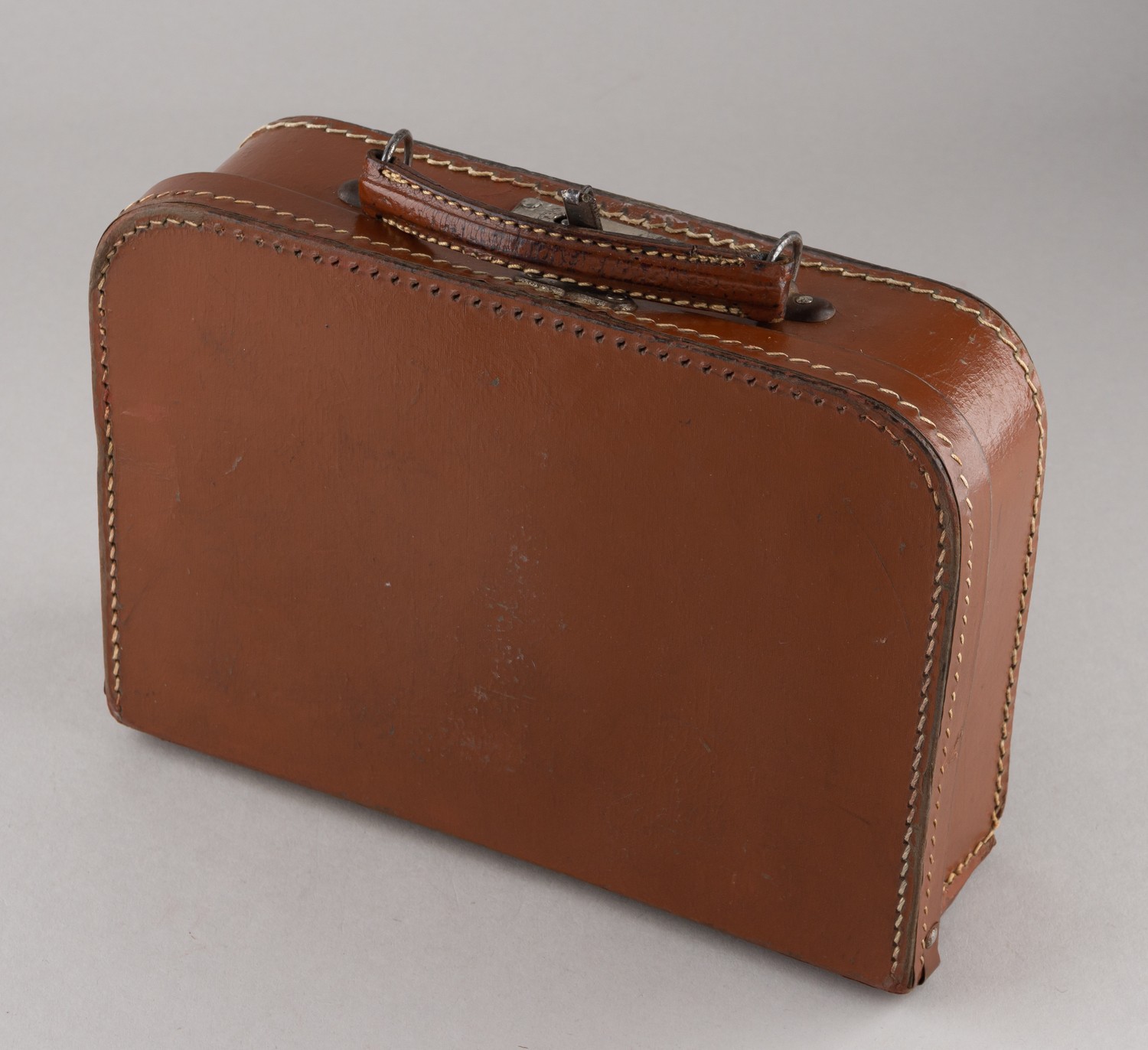 Чемодан ручной. <br>СССР, 1940-1950-е годы.