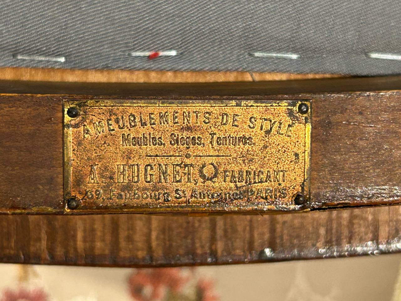 Два стула красного дерева. Франция, Париж, фабрика Александра Унье (А. Hugnet). Конец XIX века.