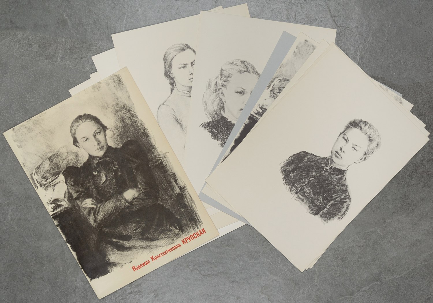 3 папки репродукций «Лениниана». 1976 - 1979.