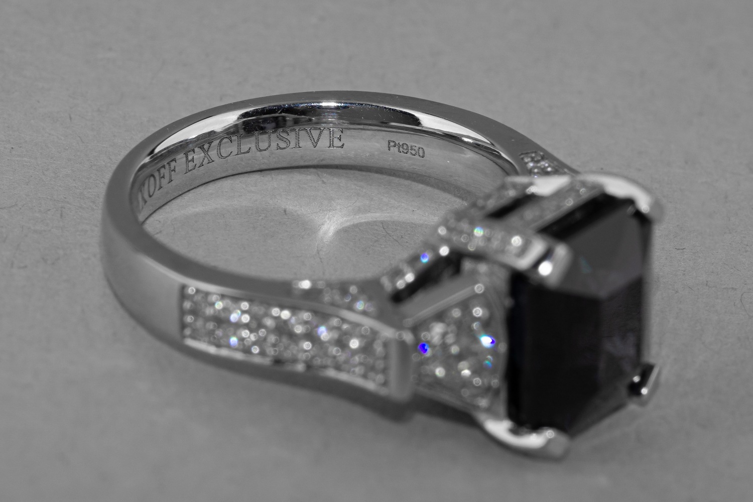 (High Jewellery) Кольцо со шпинелью.<br>Россия, Москва, Ювелирная студия Tapakoff Jewelry. 2024.