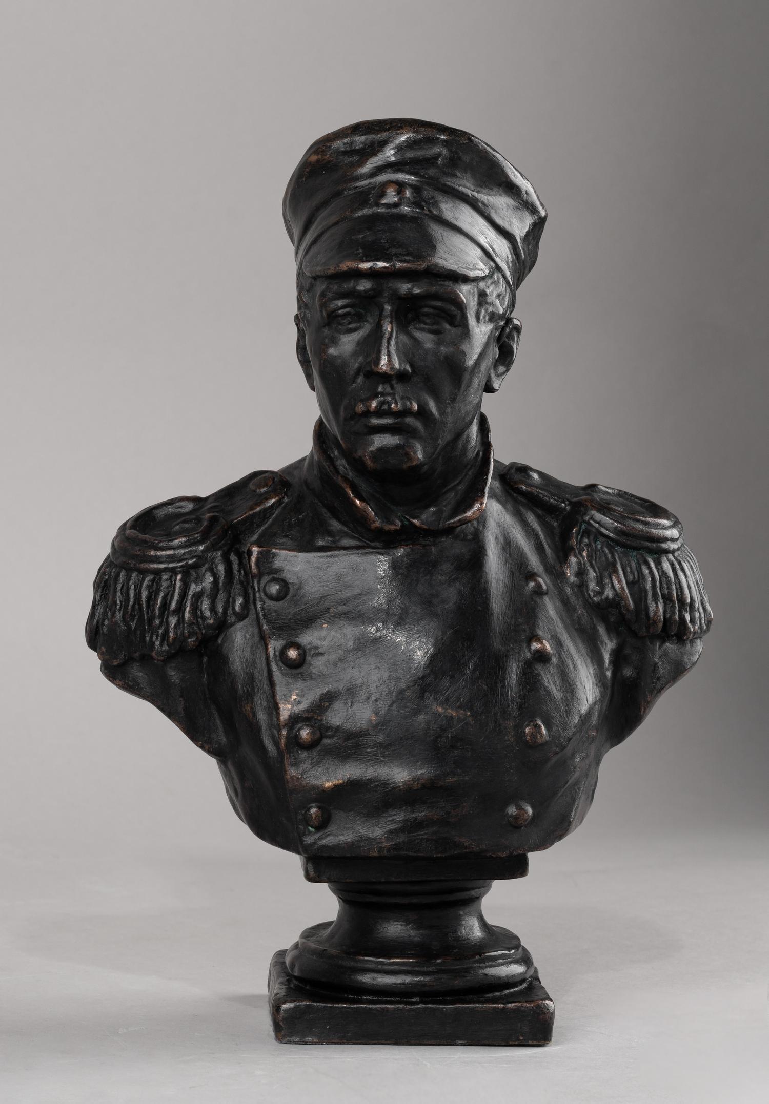 Портрет «Бюст адмирала Нахимова». СССР, автор модели С.В. Суханов. 1977.