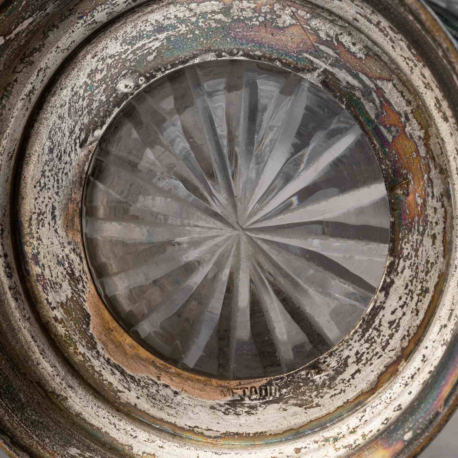 Подстаканник с эмалью по скани.<br>СССР, Ленинградская ювелирная фабрика, 1955.