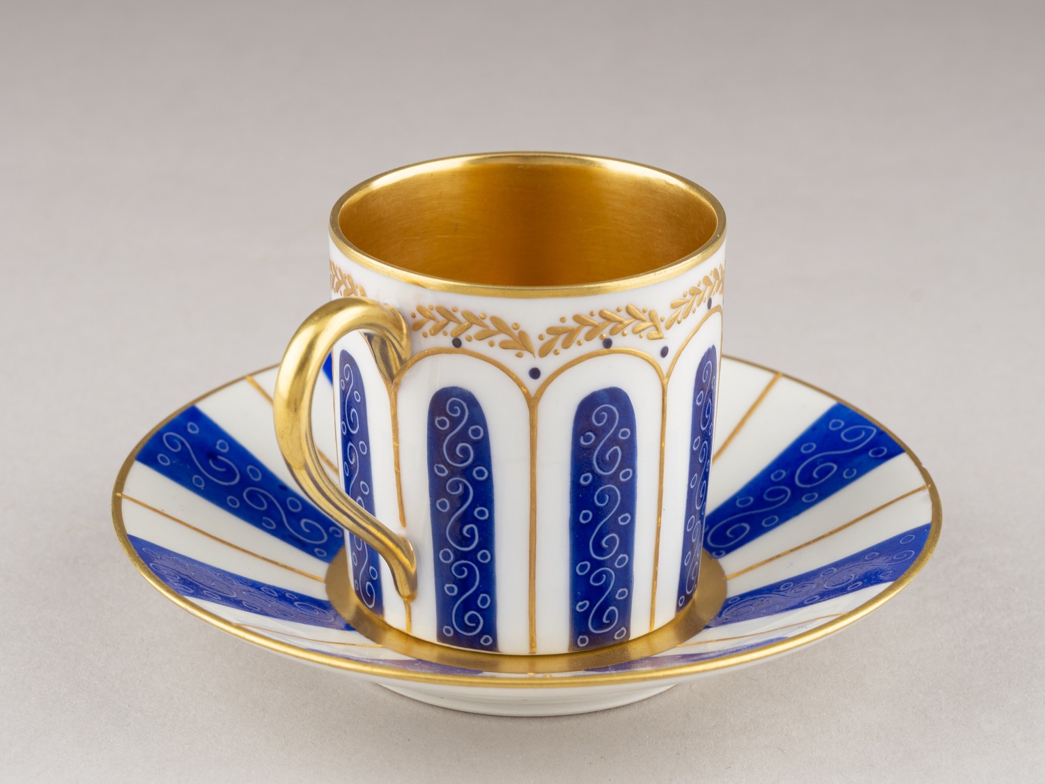 (Лимож) Кофейная пара. <br>Франция, Лиможский фарфоровый завод, – начало XX в.