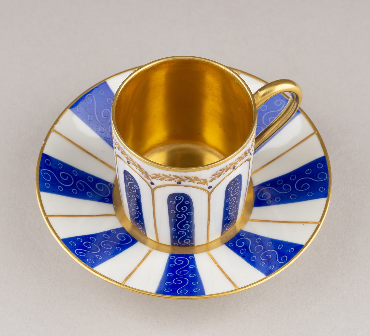 (Лимож) Кофейная пара. <br>Франция, Лиможский фарфоровый завод, – начало XX в.