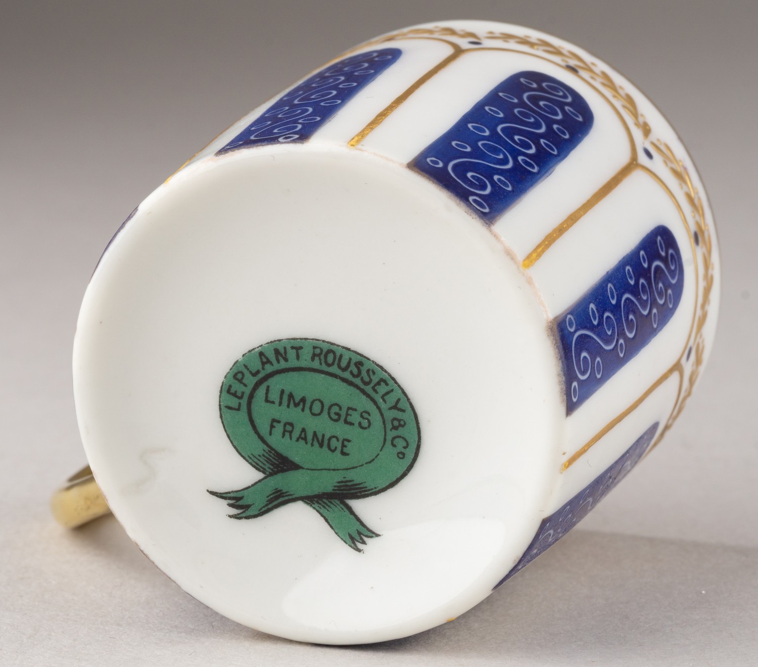 (Лимож) Кофейная пара. <br>Франция, Лиможский фарфоровый завод, – начало XX в.