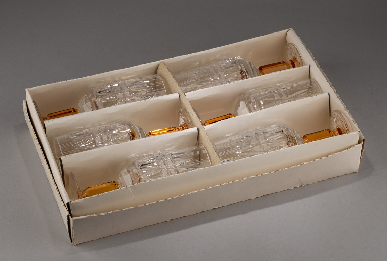 (С фирменной биркой) Шесть бокалов «Олимпиада 80». СССР, Гусь-Хрустальный, дизайнер - Станислав Верин, 1973-1980. В заводской упаковке.