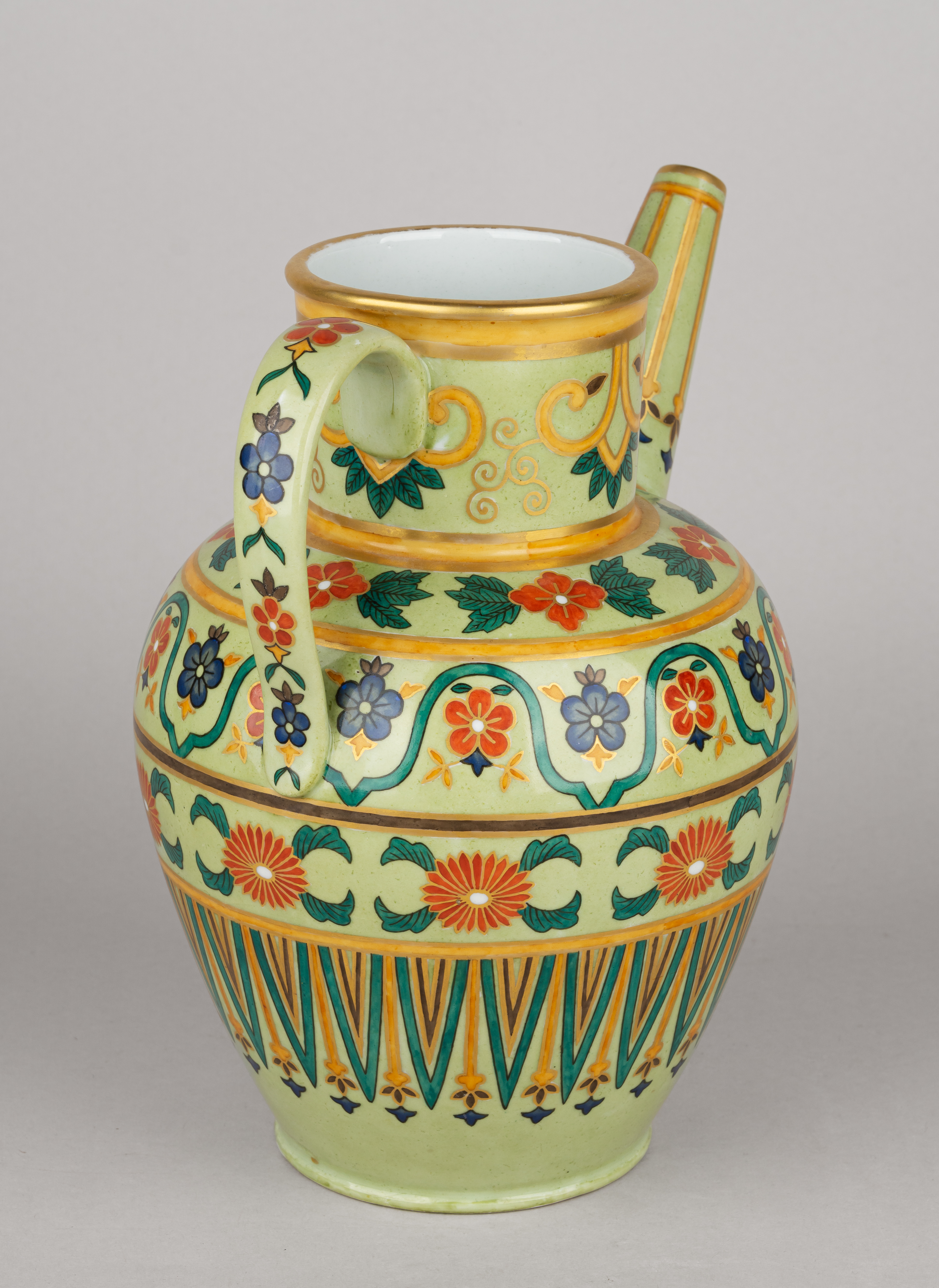 (ИФЗ) Кувшин-лейка. Россия, Императорский фарфоровый завод, 1881-1894 годы.