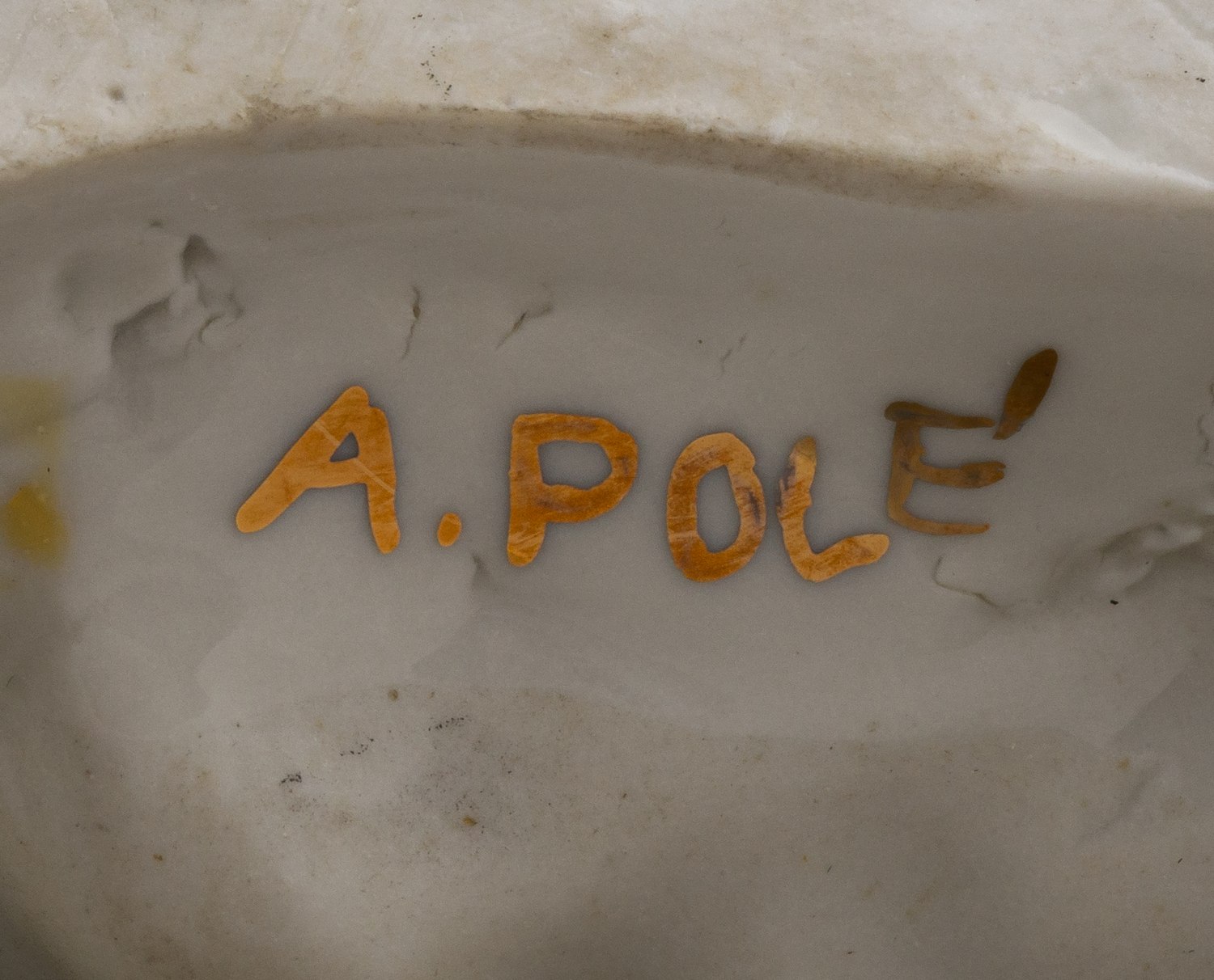 Парные скульптуры «Юноша и девушка» в национальных костюмах. СССР, Рига, автор модели Алдона Эльфрида Поле-Аболиня, 1950-е – 1960-е.