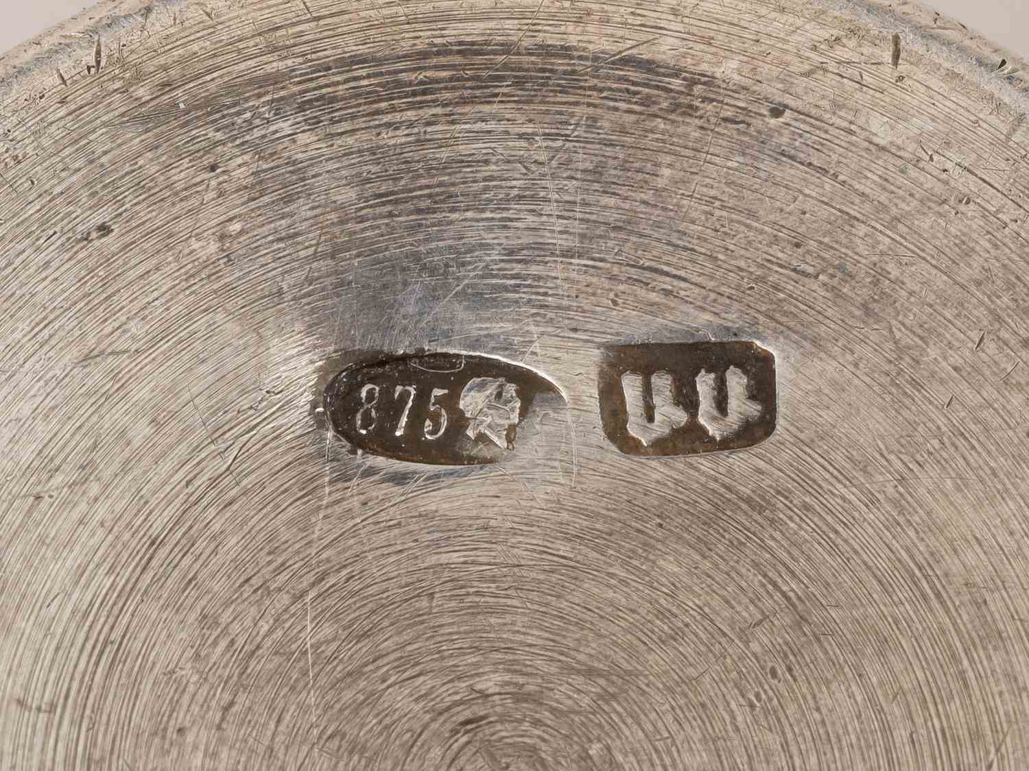 Стопка с геометрическим орнаментом. <br>СССР, Ленинград, мастер-монограммист «ПП», 1927–1930 годы.