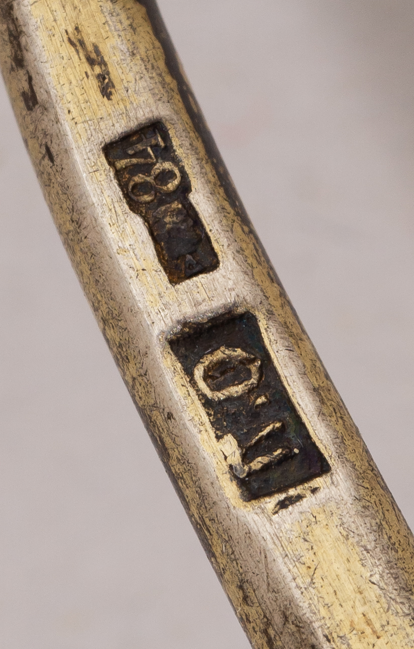 (Овчинников. Модерн.) Шесть ложек с художественной эмалью. <br>Россия, Москва, Фирма поставщика императорского двора П.А. Овчинникова, 1908–1916 годы.