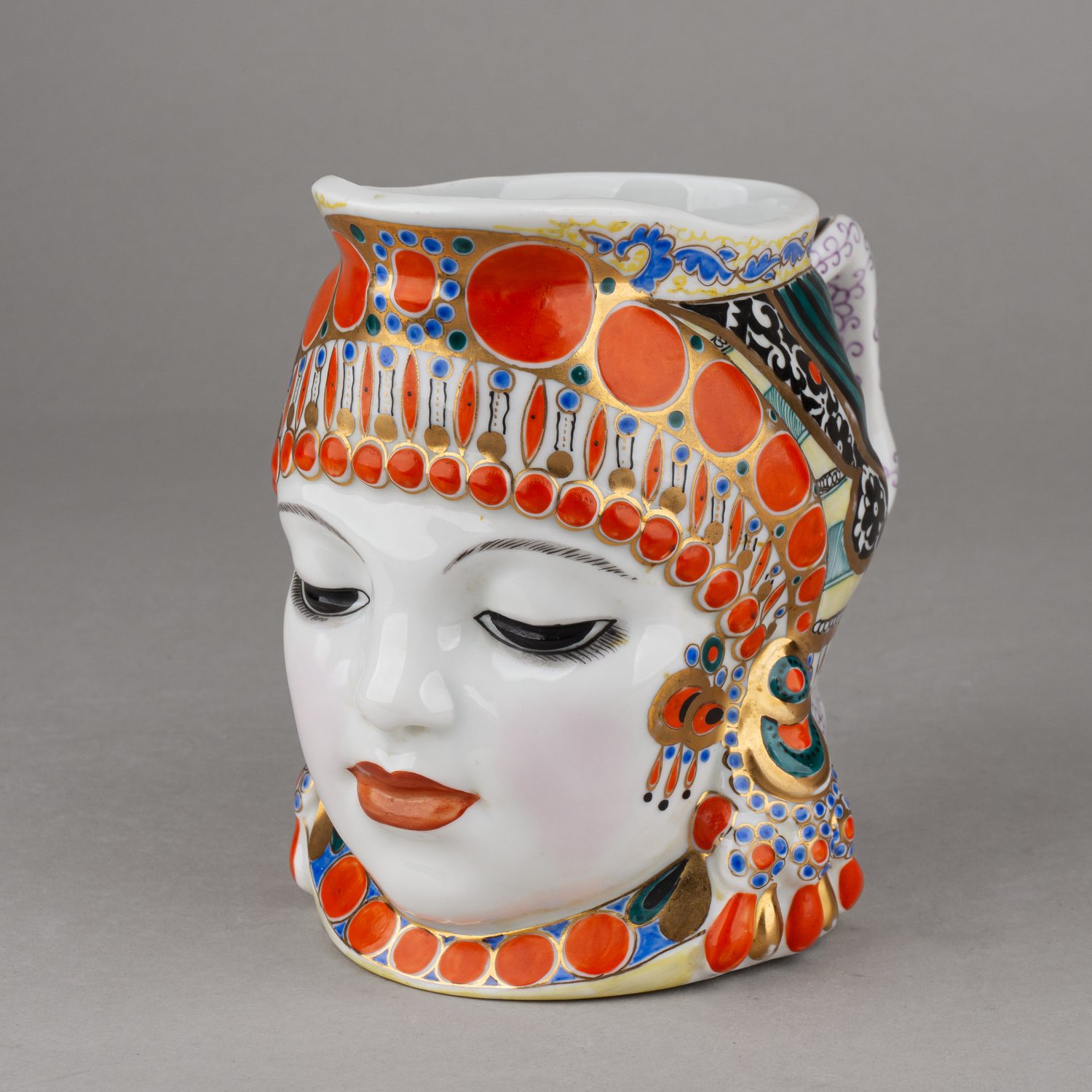 Кружка «Молоко». СССР, Ленинградский фарфоровый завод, автор модели Н.Я. Данько, 1950-е годы.