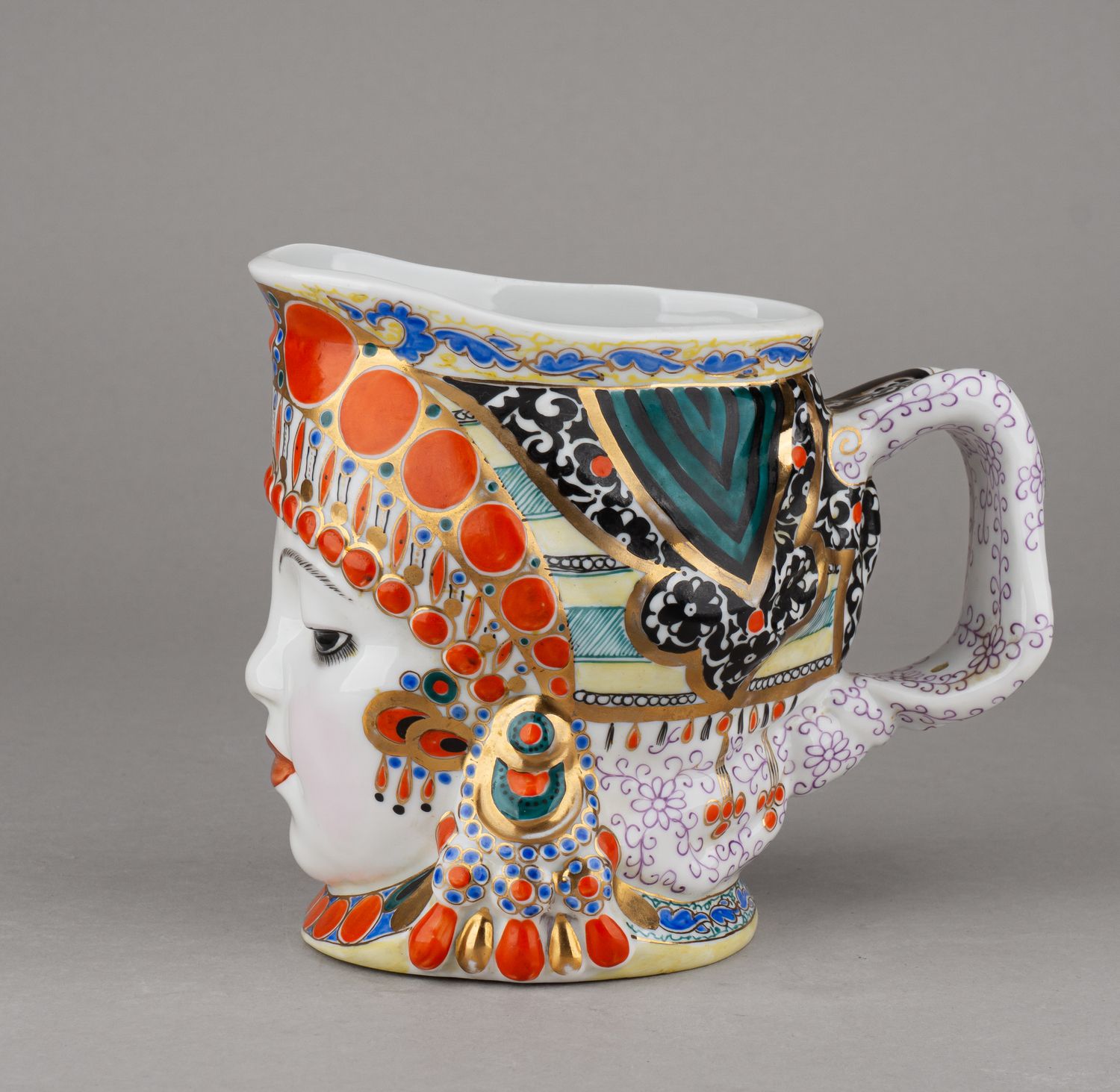 Кружка «Молоко». СССР, Ленинградский фарфоровый завод, автор модели Н.Я. Данько, 1950-е годы.