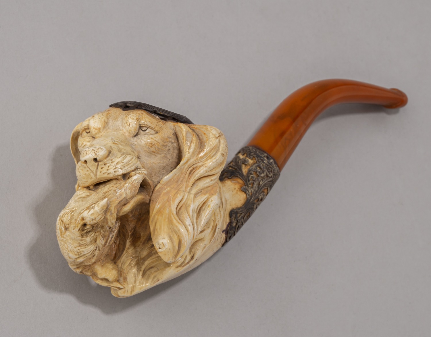 Трубка «Сеттер с дичью». Западная Европа, конец XIX - начало ХХ века.