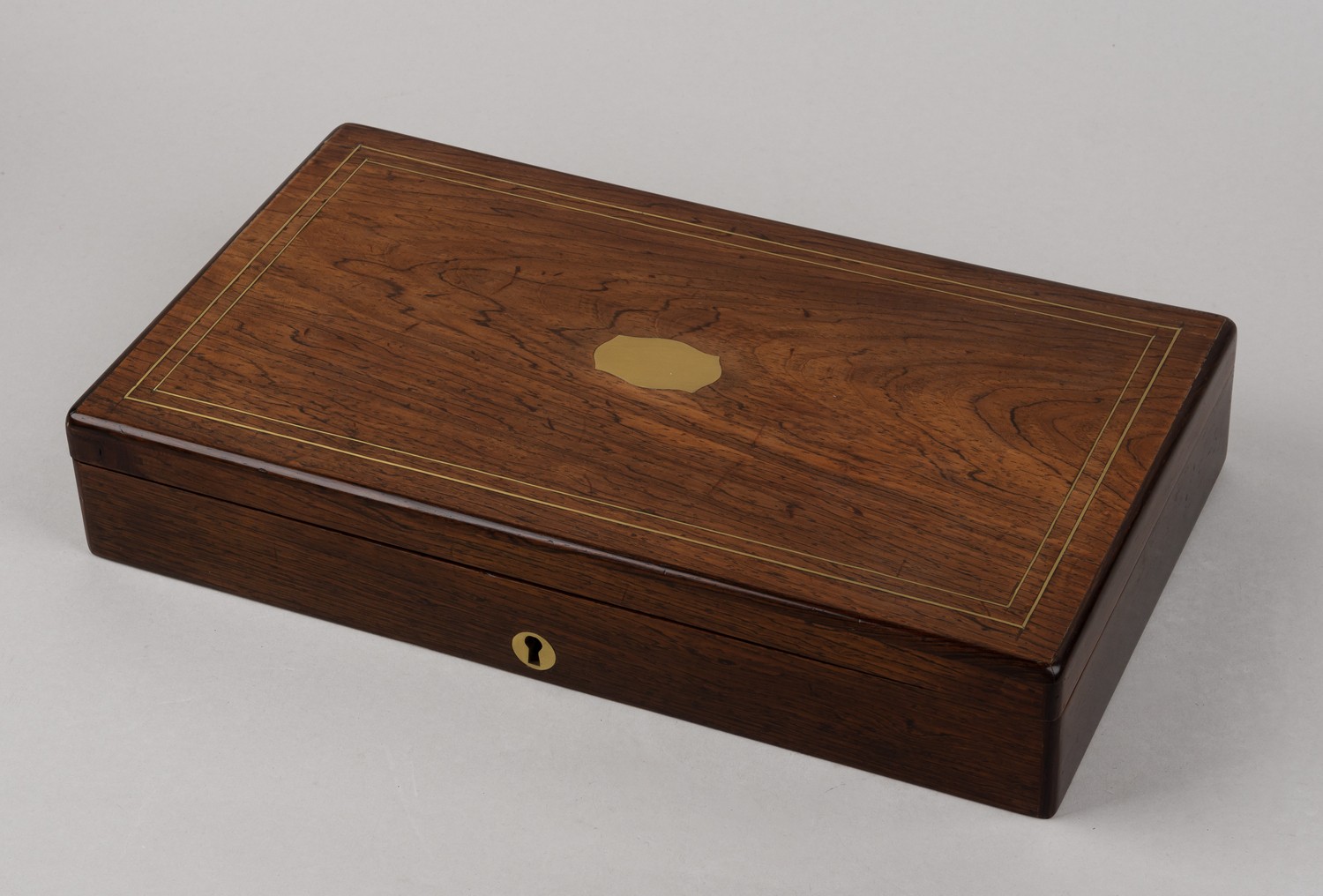 Шкатулка с надёжным запорным механизмом. Россия, конец XIX - начало XX века.