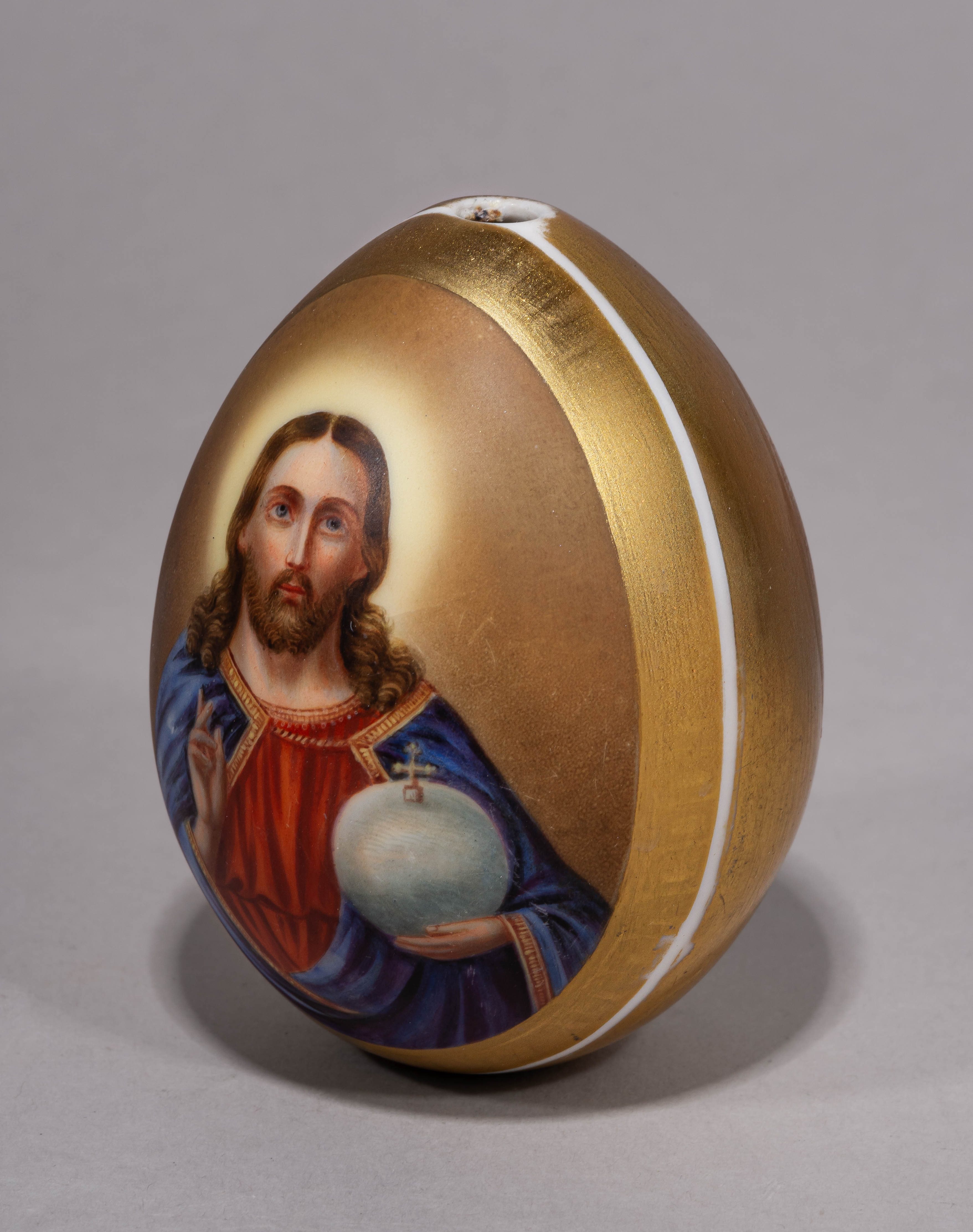 (ИФЗ) Пасхальное  яйцо с изображением Спасителя. Россия, Императорский фарфоровый завод, вторая треть XIX века.