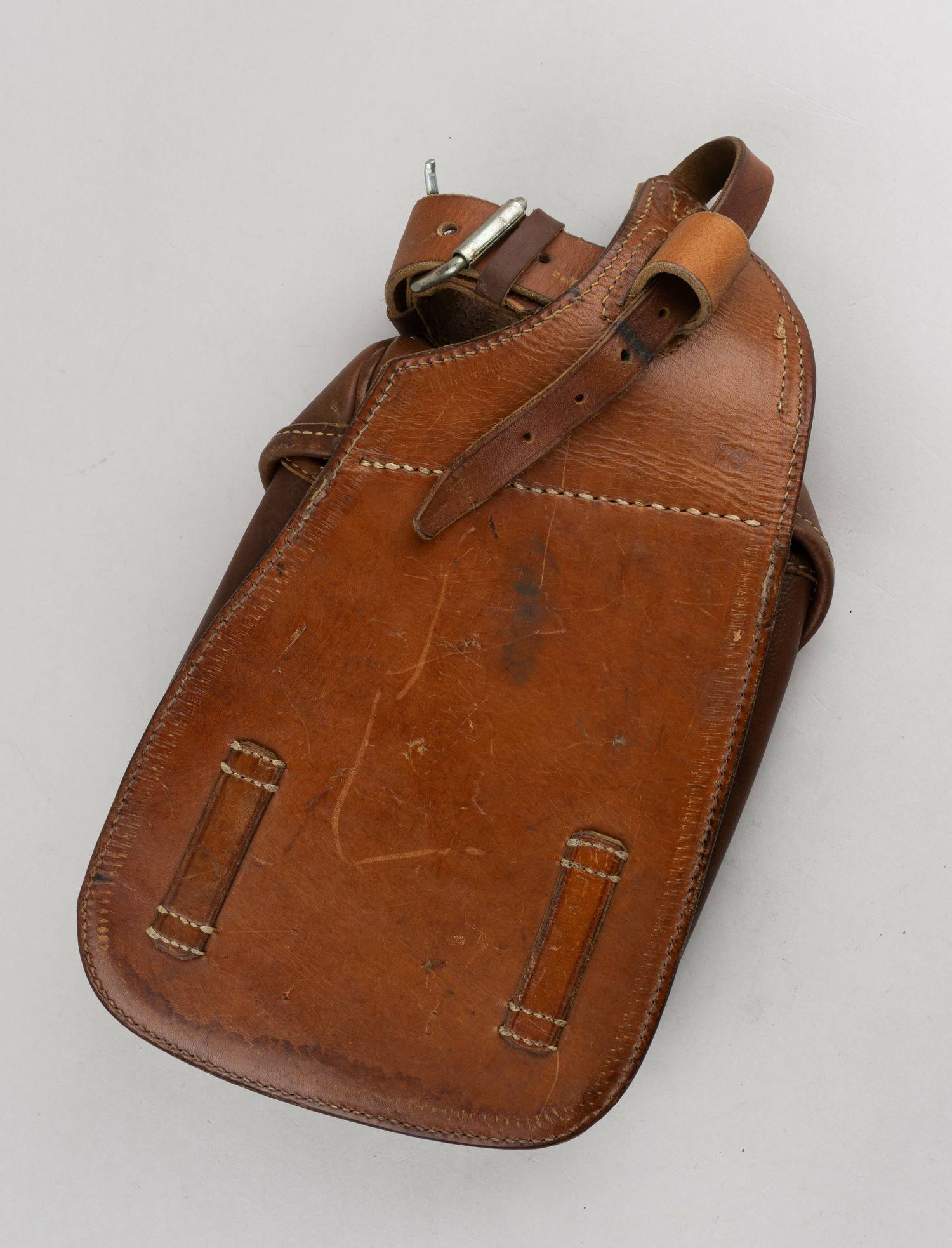 Перекидная седельная сумка конармейца. СССР, производство «Пролетарий. Белозеров»,  1946.