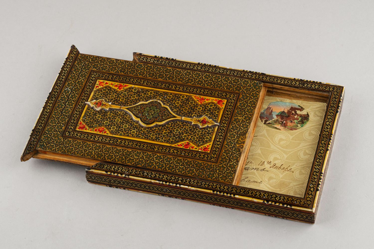 Шкатулка в технике хатам с альбомом  для стихов 1908 года.  Россия (альбом) , начало  ХХ века.