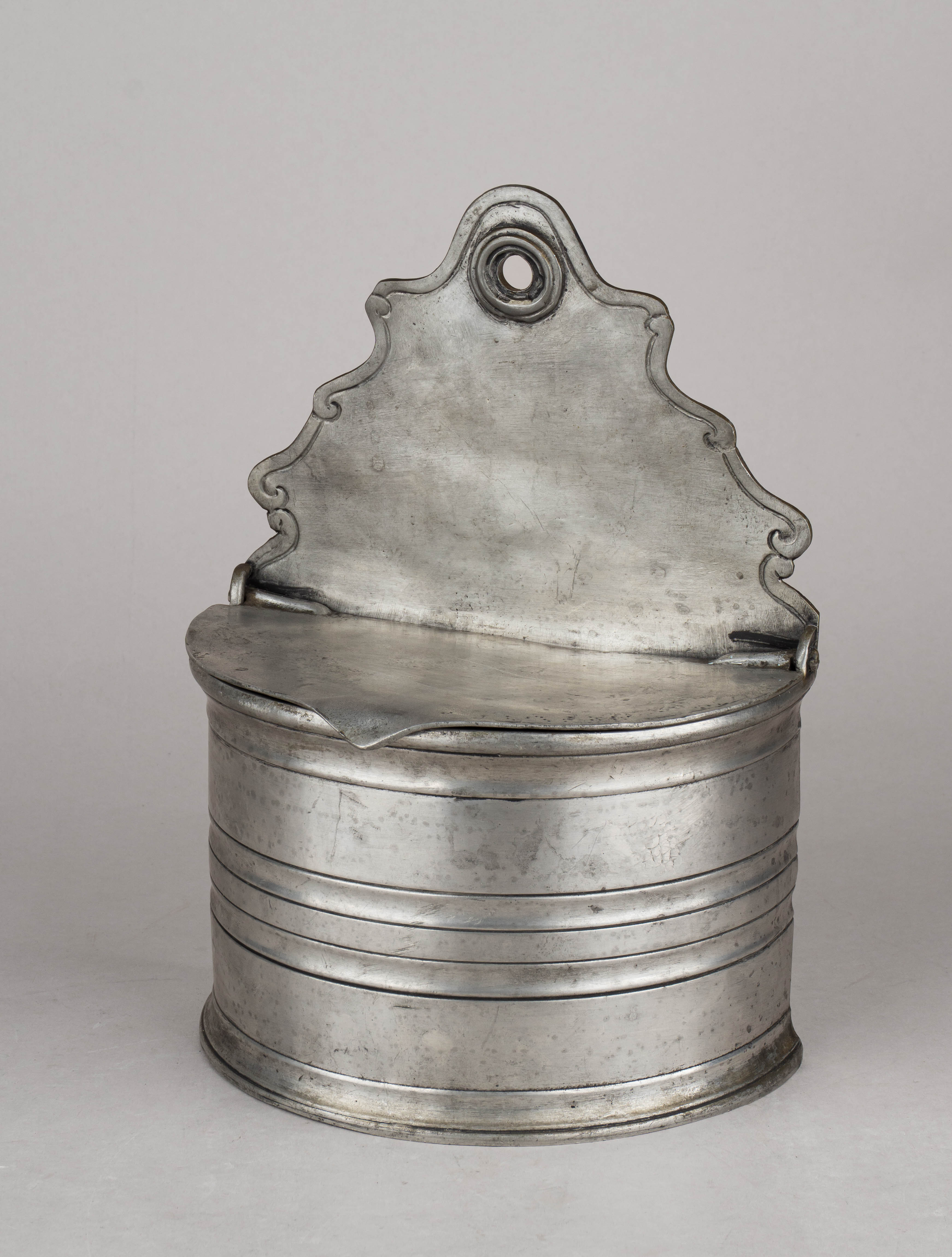 (Уникальный размер) Солонка подвесная. Норвегия, Осло, фирма - Хаммерлунд, начало XX века.