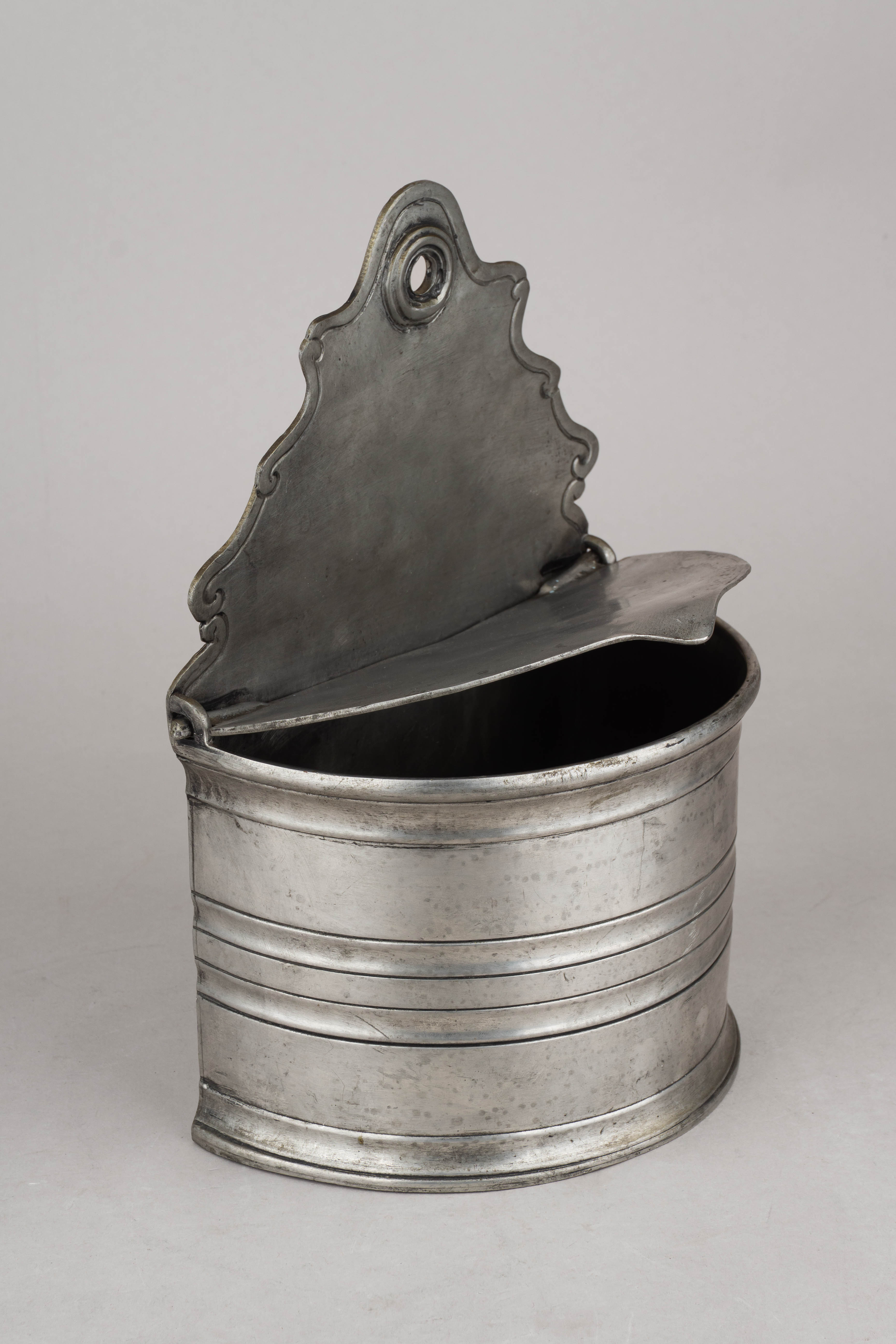 (Уникальный размер) Солонка подвесная. Норвегия, Осло, фирма - Хаммерлунд, начало XX века.