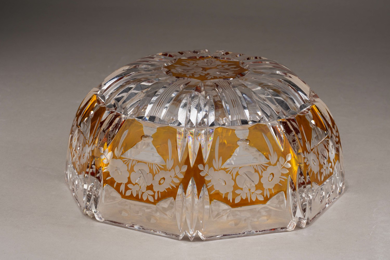 Ваза. Германия, завод Йозефиненхютте (Josephinenhütte), автор дизайна Зигфрид Хертель, 1930-е годы.