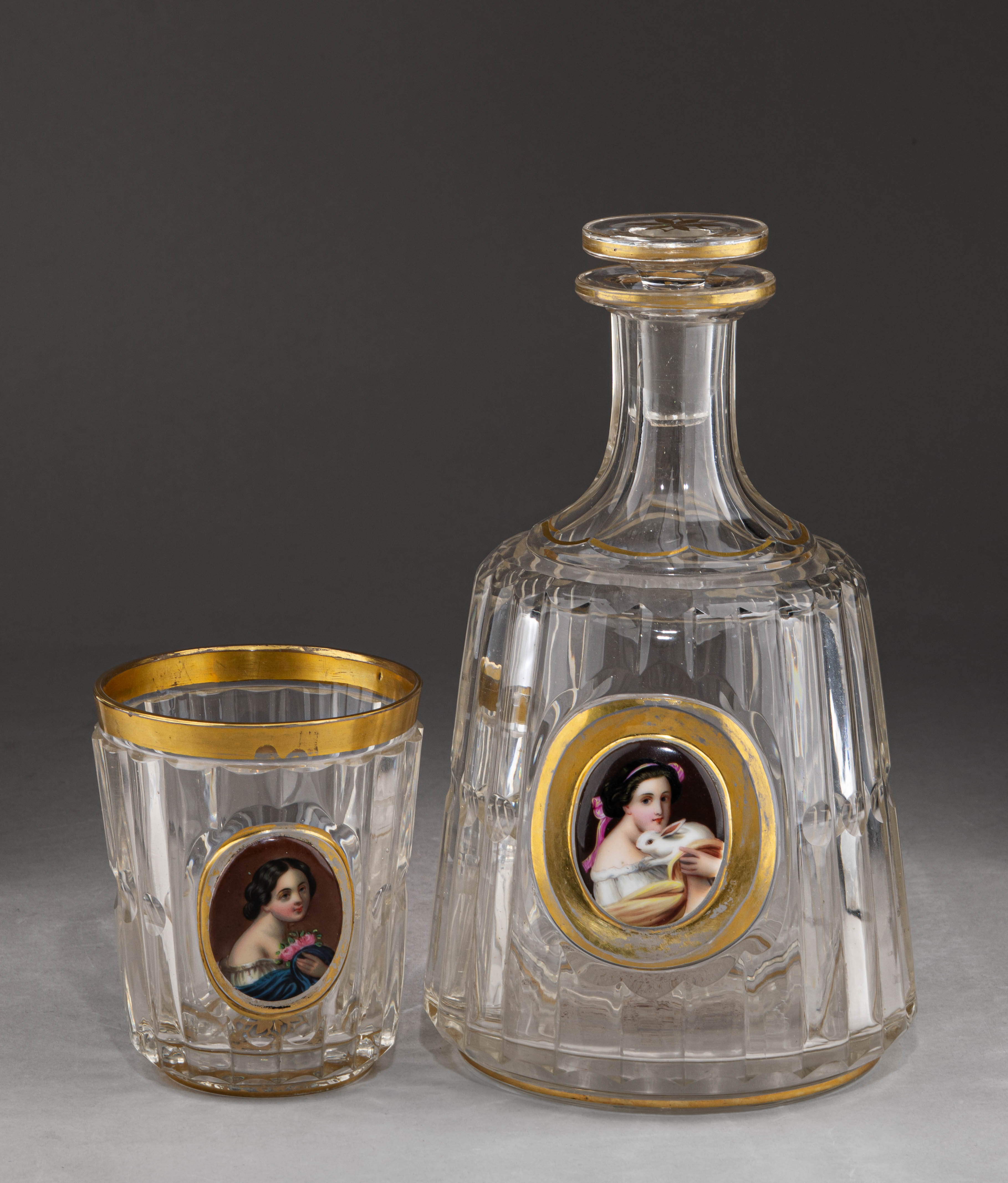 Графин и стакан с портретами красавиц. 
Россия(?), середина XIX века.