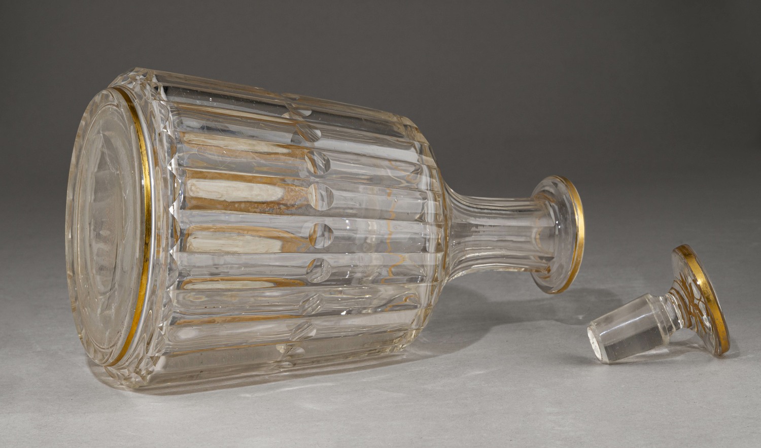 Графин и стакан с портретами красавиц. 
Россия(?), середина XIX века.