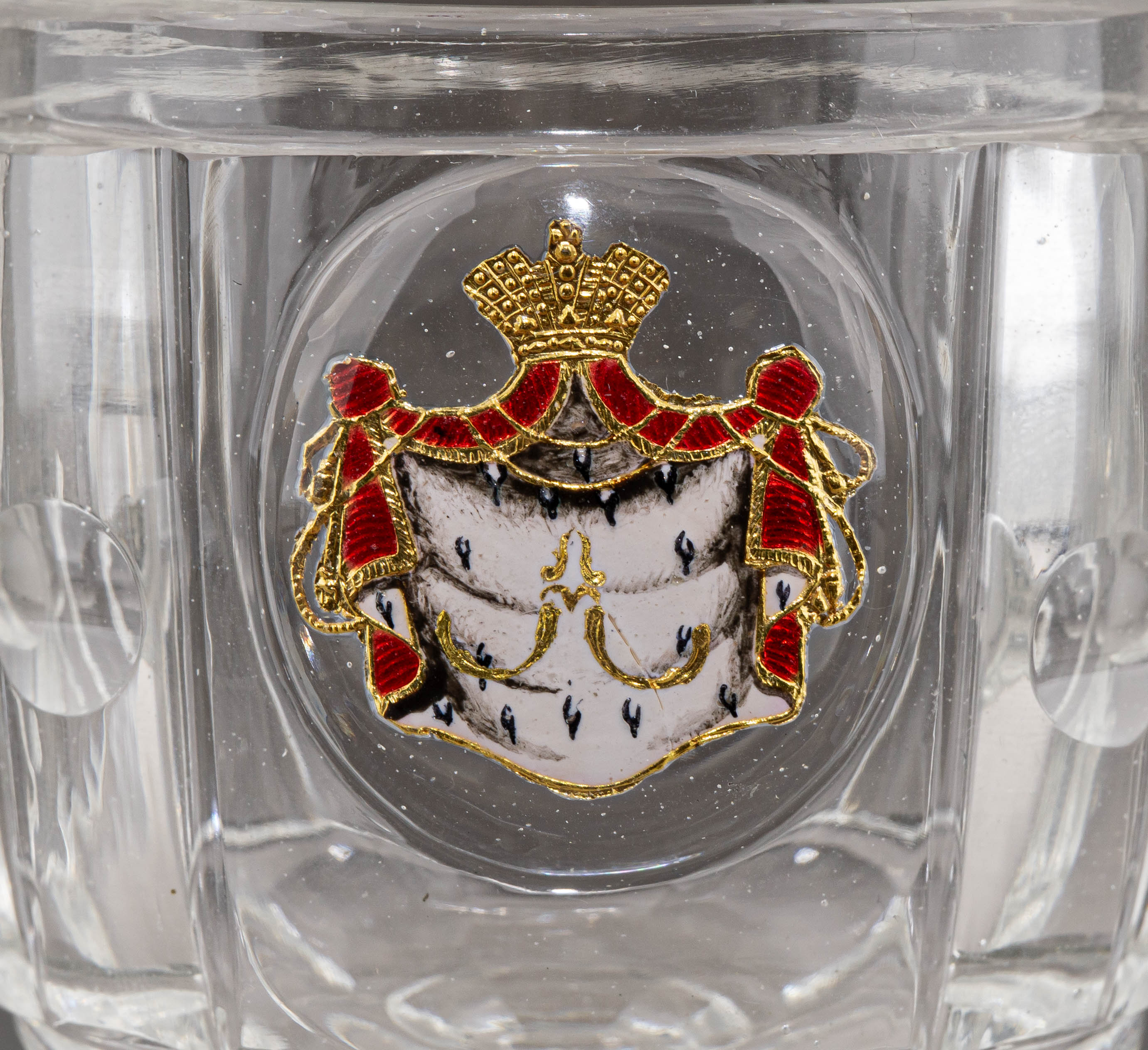 (ИСЗ) Бокал из «Банкетного» сервиза цесаревича Александра Николаевича (будущего императора Александра II).
Россия, Императорский стеклянный завод, 1841–1850 годы.