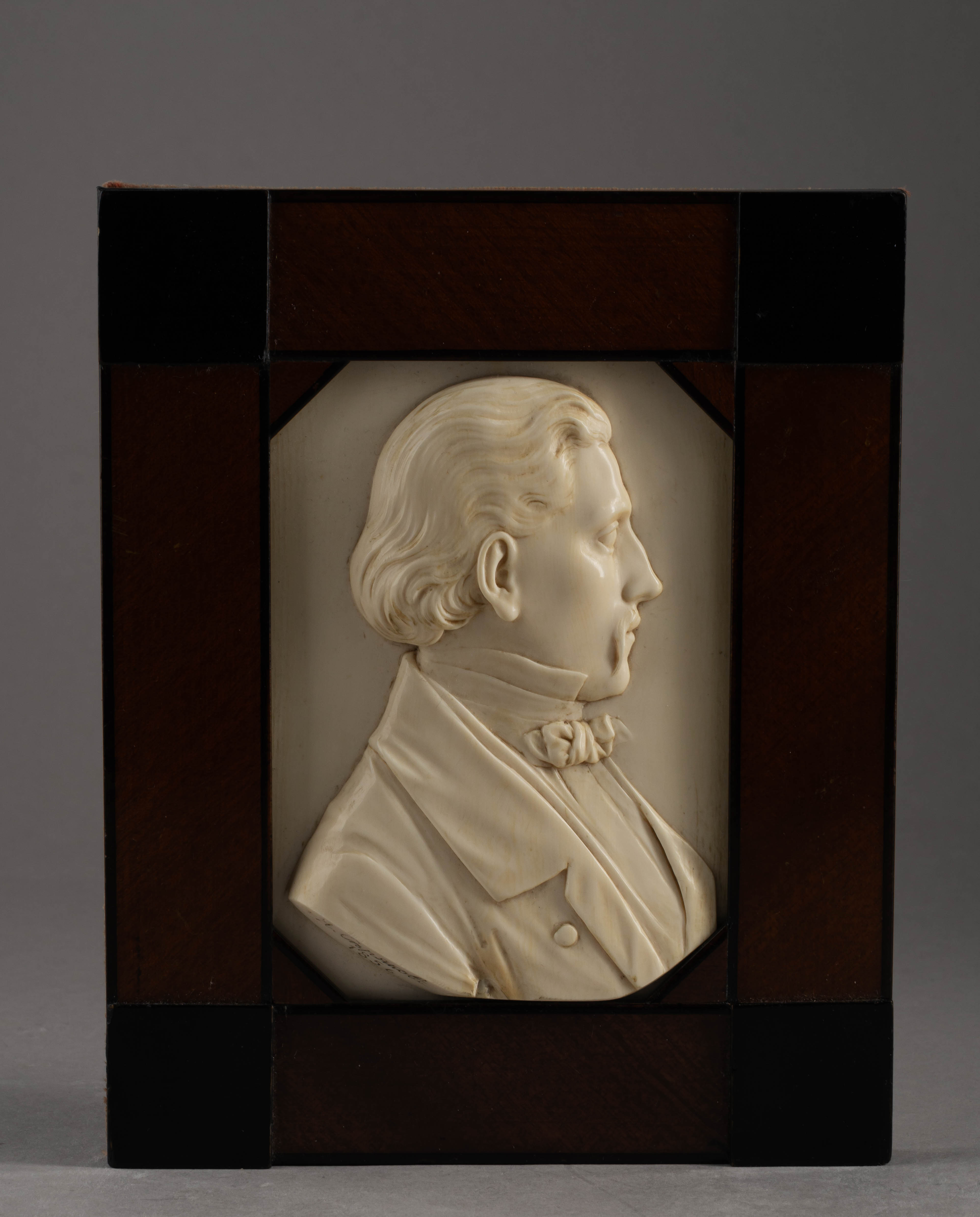 (Скульптор Яков Серяков) Мужской портрет. Россия, Санкт-Петербург, мастер Я. П. Серяков, 1856.