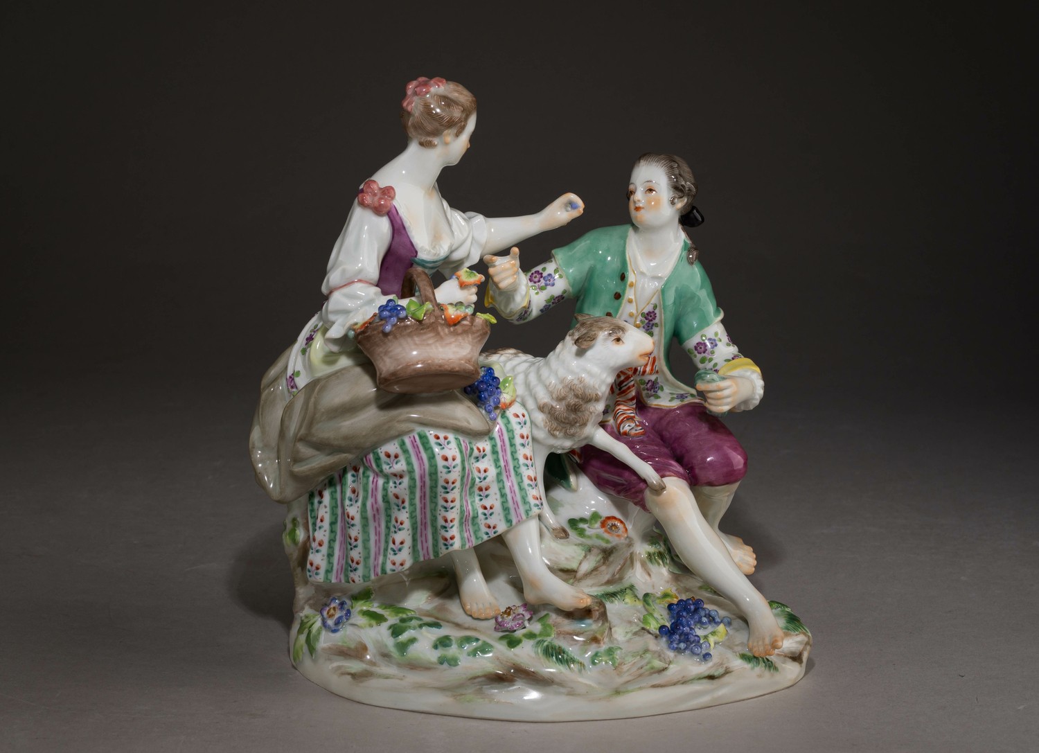 (Мейсен. В. Асье) Скульптура «Пастораль. Пастухи». Германия, Мейсенская фарфоровая мануфактура, автор модели Мишель-Виктор Асье (1769), 1860-1924.