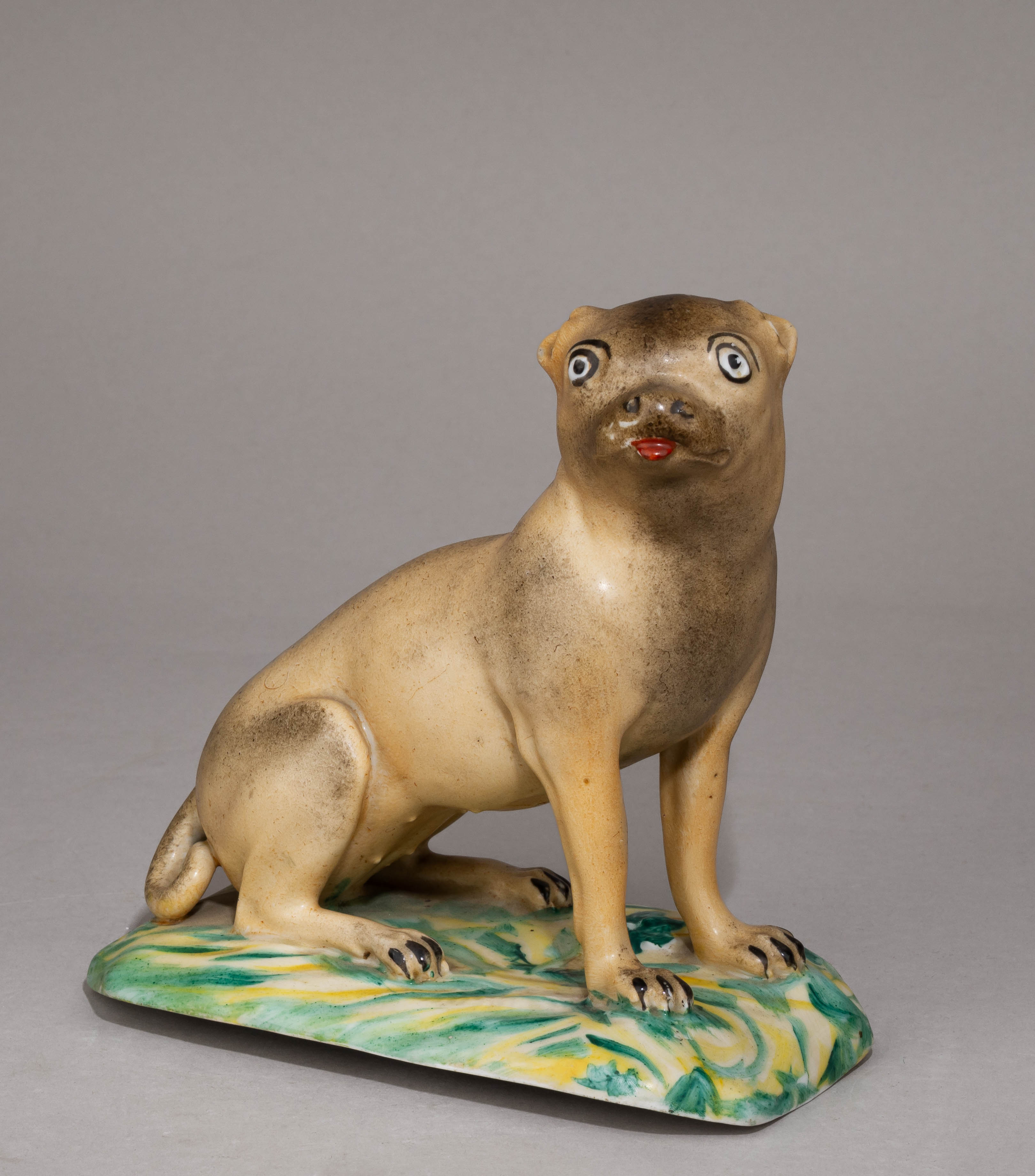 (Завод Тереховых и Киселева) Скульптура - неваляшка «Собака мопс». Россия, Завод братьев Тереховых и А.Л. Киселева, 1830-е – 1850-е годы.