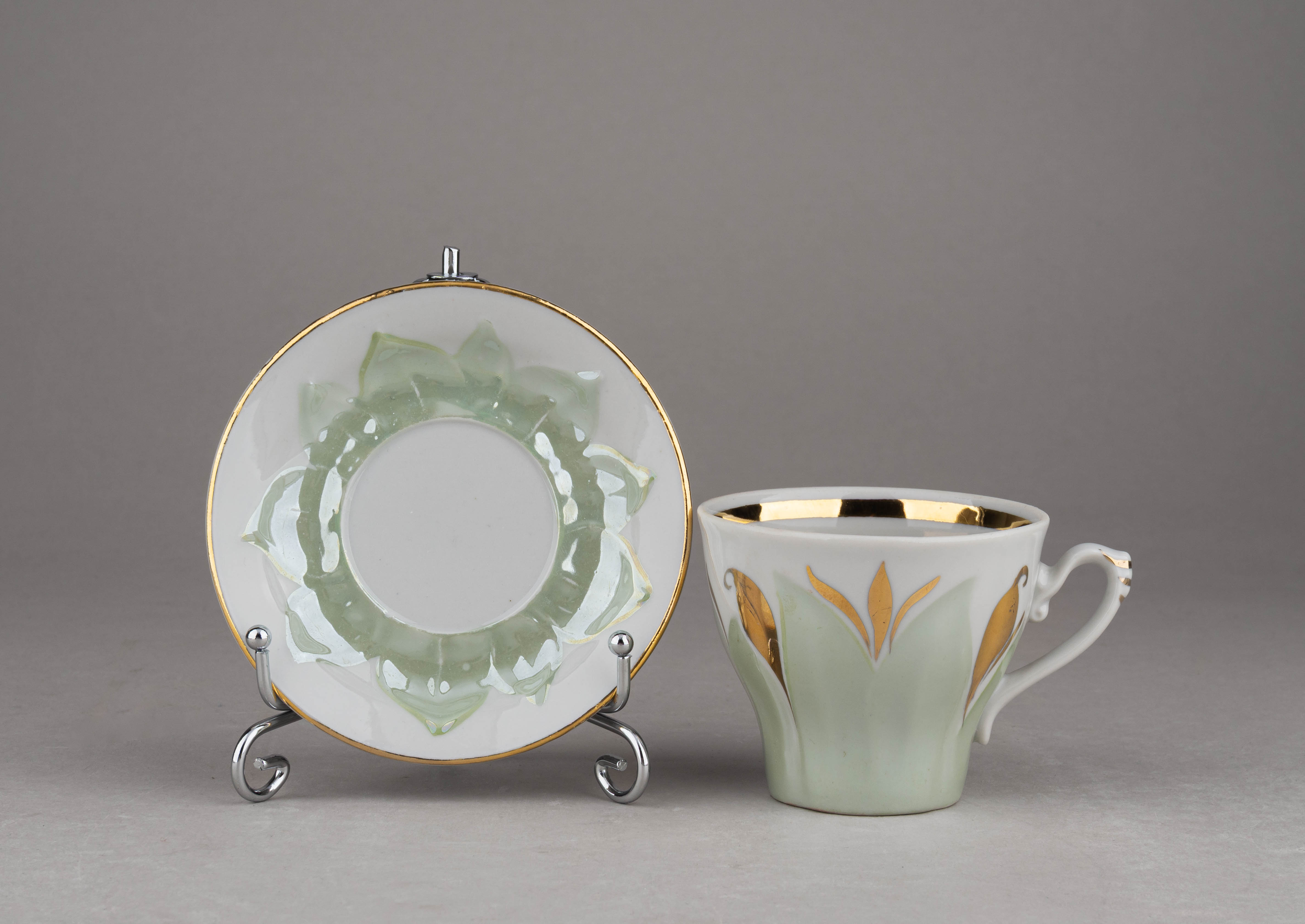 Кофейный сервиз «Ландыш». Украина, Сумской фарфоровый завод, 1993.