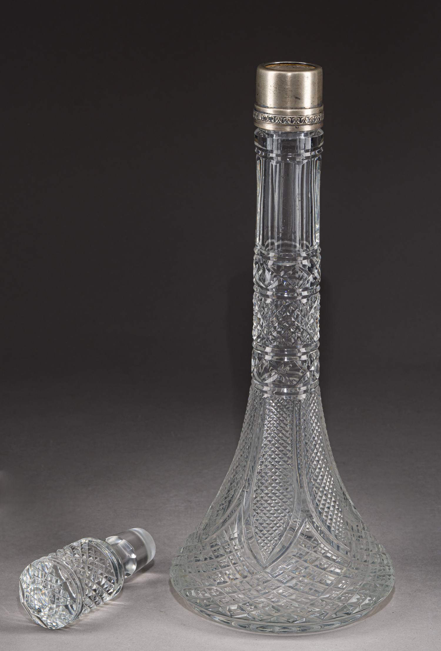 Штоф в серебряной оправе. СССР, Москва, Московская ювелирно-часовая фабрика, 1955 год.