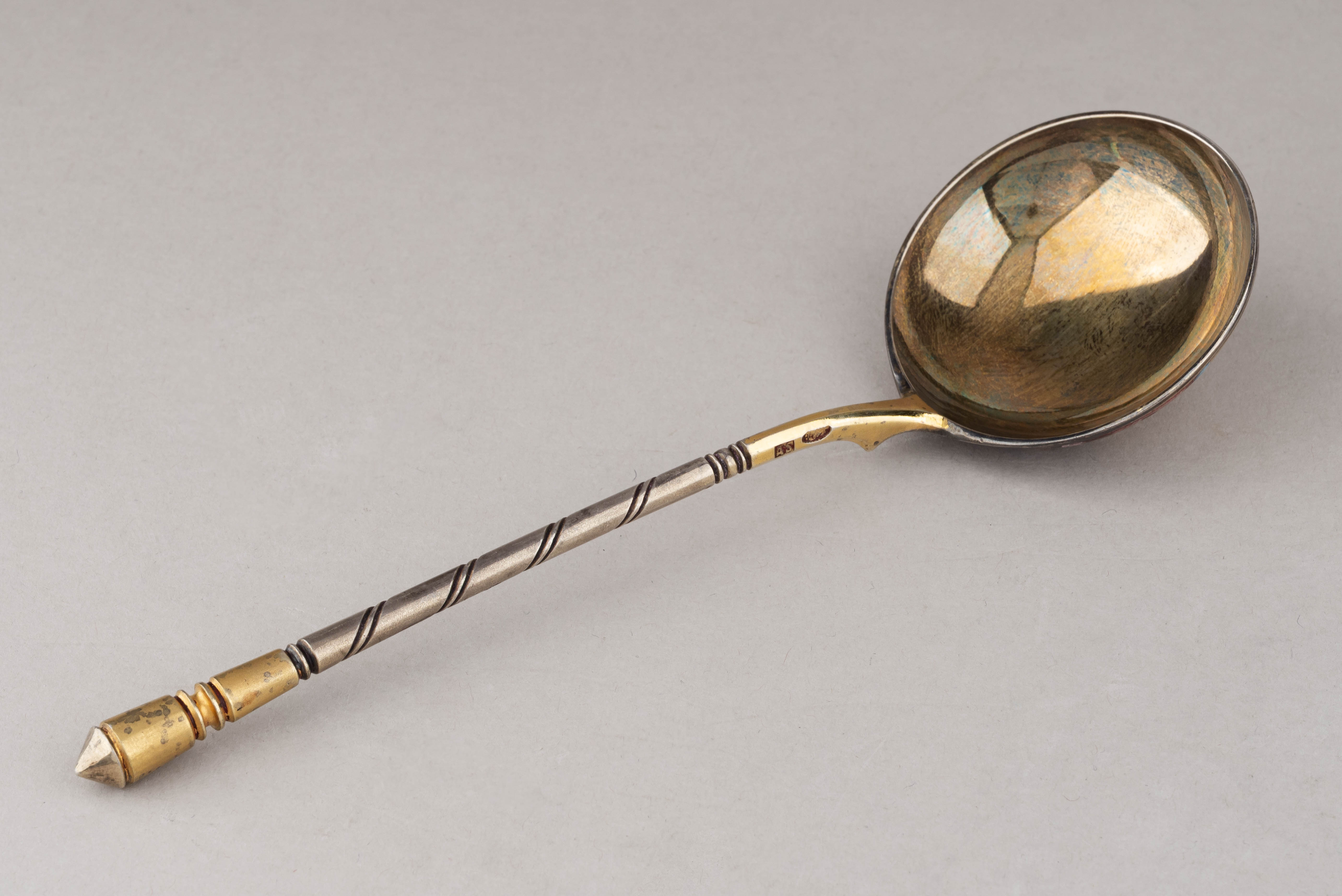 Ложка десертная с изображением Медного всадника.
Россия, Санкт-Петербург, мастер-монограммист «AS». 1899–1903 годы.